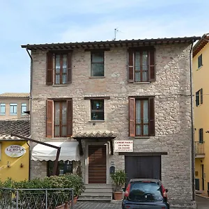 Paolo ** Assisi