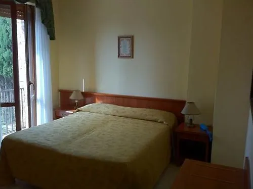 Hotel Assisi Garden